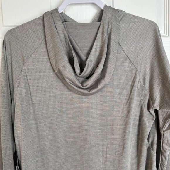 Women’s Kuhl Engineered Cloud Gray Hoody Size XL - Picture 3 of 3